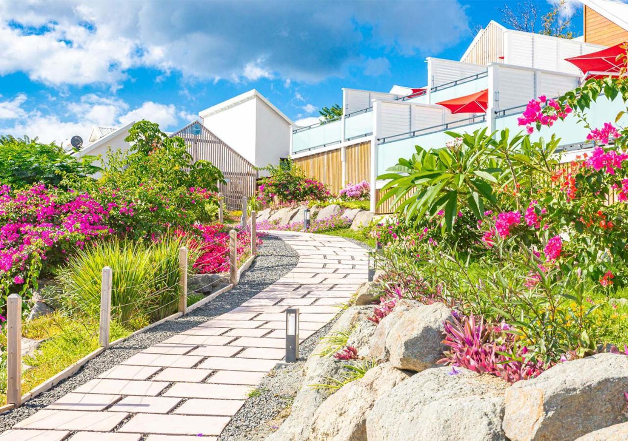 Les Galets Rouges Lodges & Spa Bouillante Exterior foto